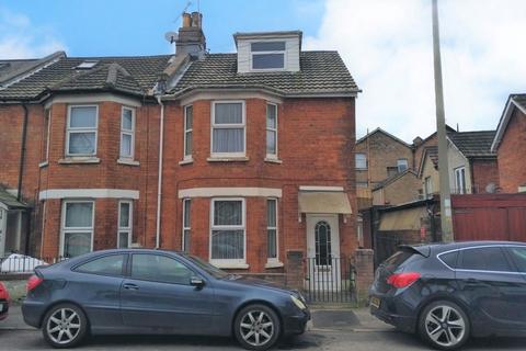 2 Carnarvon Road, Bournemouth, BH1 4EW