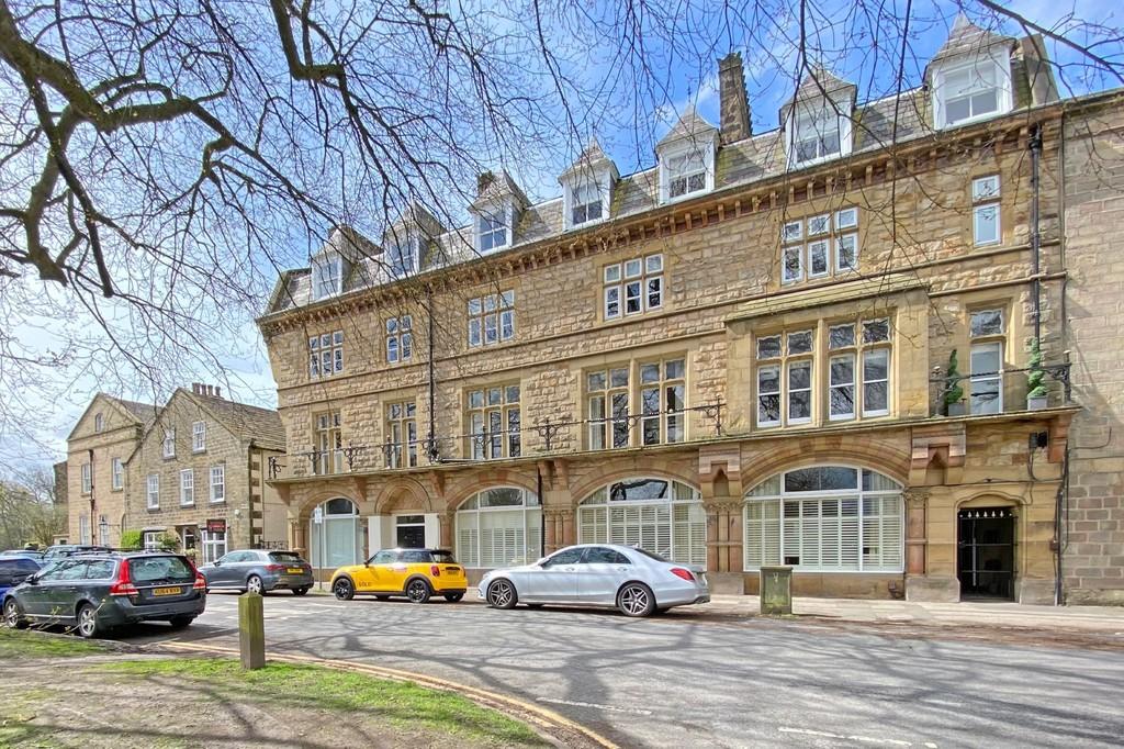 Park Parade, Harrogate 2 bed penthouse for sale £290,000