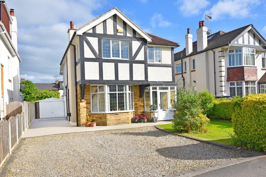 Tewit Well Road, Harrogate 4 bed detached house for sale £850,000