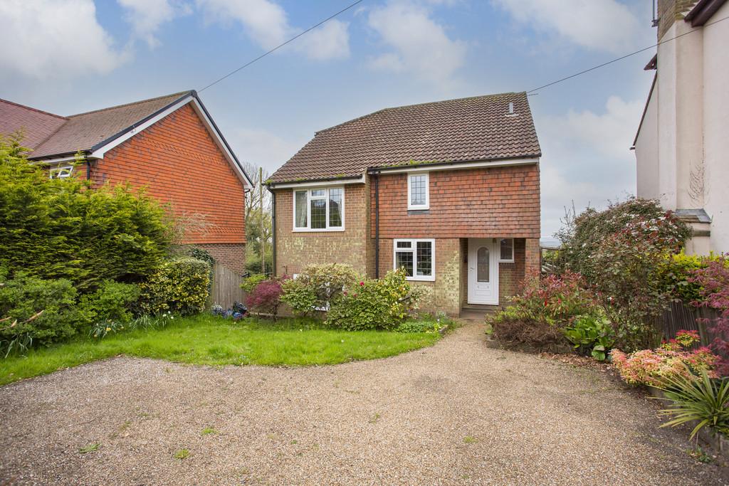 Battle Road, Town 3 bed detached house for sale £450,000