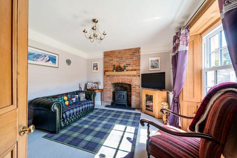 4 bedroom cottage for sale - High Street, Blunsdon