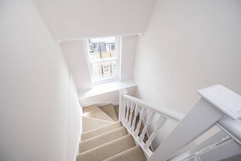 1 bedroom flat to rent - Stoke Newington Road, Stoke Newington, London, N16