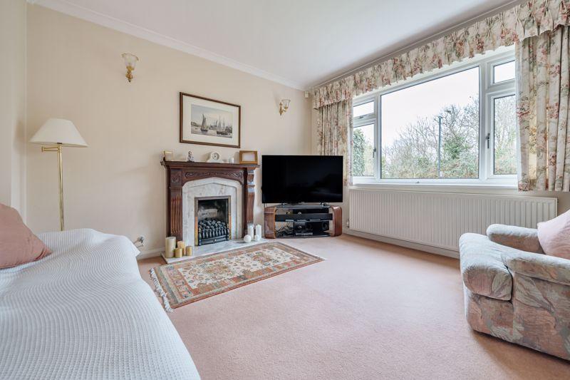 Chardstock Avenue, Coombe Dingle 4 bed detached house £660,000