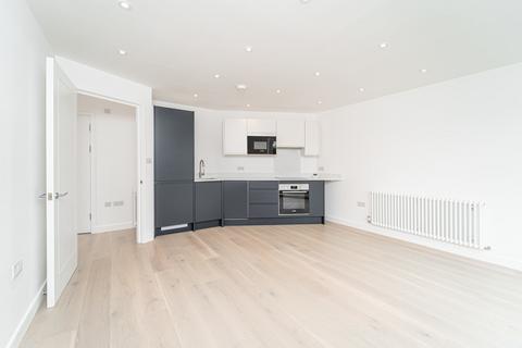 1 bedroom apartment to rent, Crouch End Hill, Crouch End, London