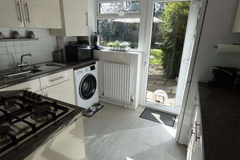 20 Farleys Close, West Horsley, Leatherhead, KT24 6NB