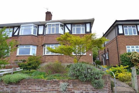 31 Mill Vale, Bromley, BR2 0EN