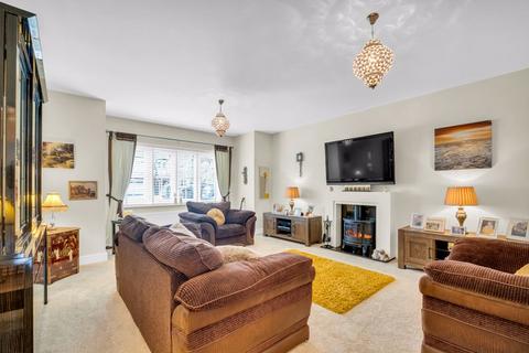 5 Oaks Drive, Sutton Coldfield, B75 5AP