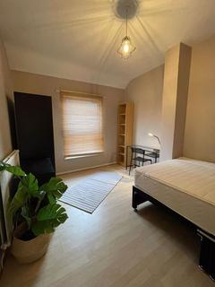 5 bedroom house share to rent, One Room in 5 Bed House Share Available End of December, Grant Avenue, L15