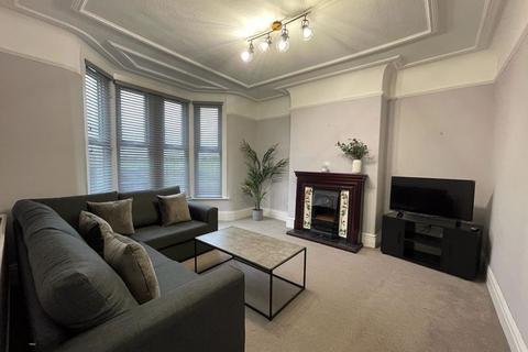 5 bedroom house share to rent, 2 x Double Room in 5 Bed House Share Available NOW, Grant Avenue, L15