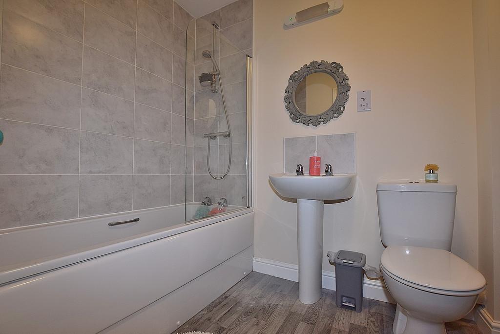 Bathroom 01