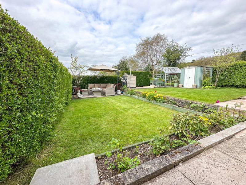 Park Lane, Knypersley, ST8 7NR 3 bed semidetached house £265,000