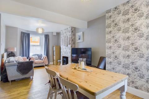 40 Frampton Road, Gloucester, GL1 5QB