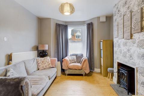 40 Frampton Road, Gloucester, GL1 5QB