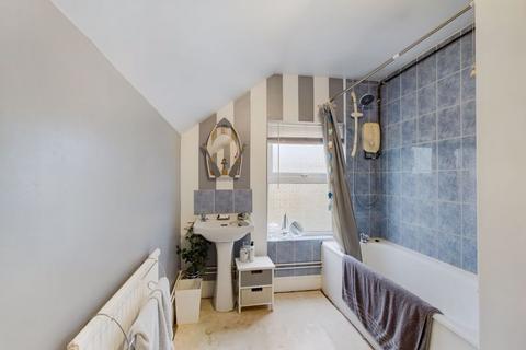 40 Frampton Road, Gloucester, GL1 5QB