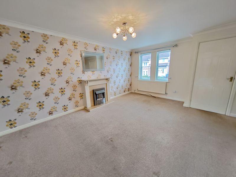 Valley Drive, Carlisle 3 bed terraced house £695 pcm (£160 pw)