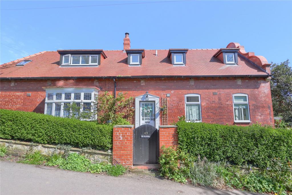 Marske Mill Lane, SaltburnbytheSea 5 bed detached house for sale £