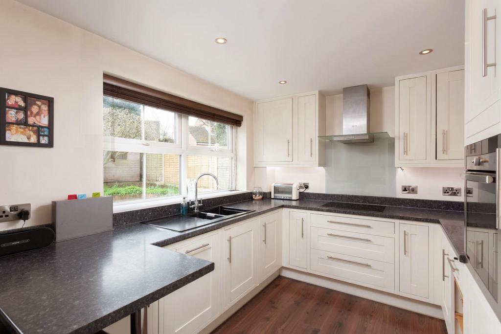 Harness Lane, Boroughbridge 4 bed detached house £379,995