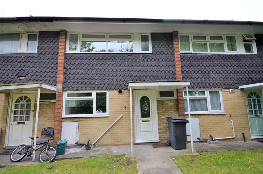 Sunningdale Gardens, Kingsbury, London, NW9 9NB 3 bed terraced house