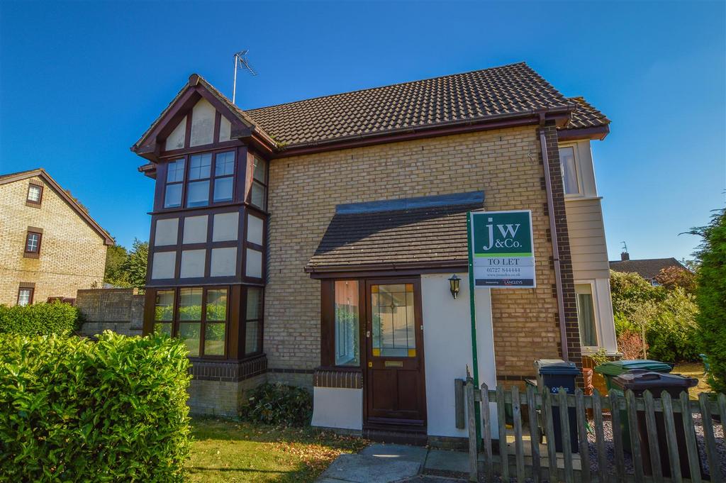 Perham Way, London Colney 1 bed terraced house £1,250 pcm (£288 pw)