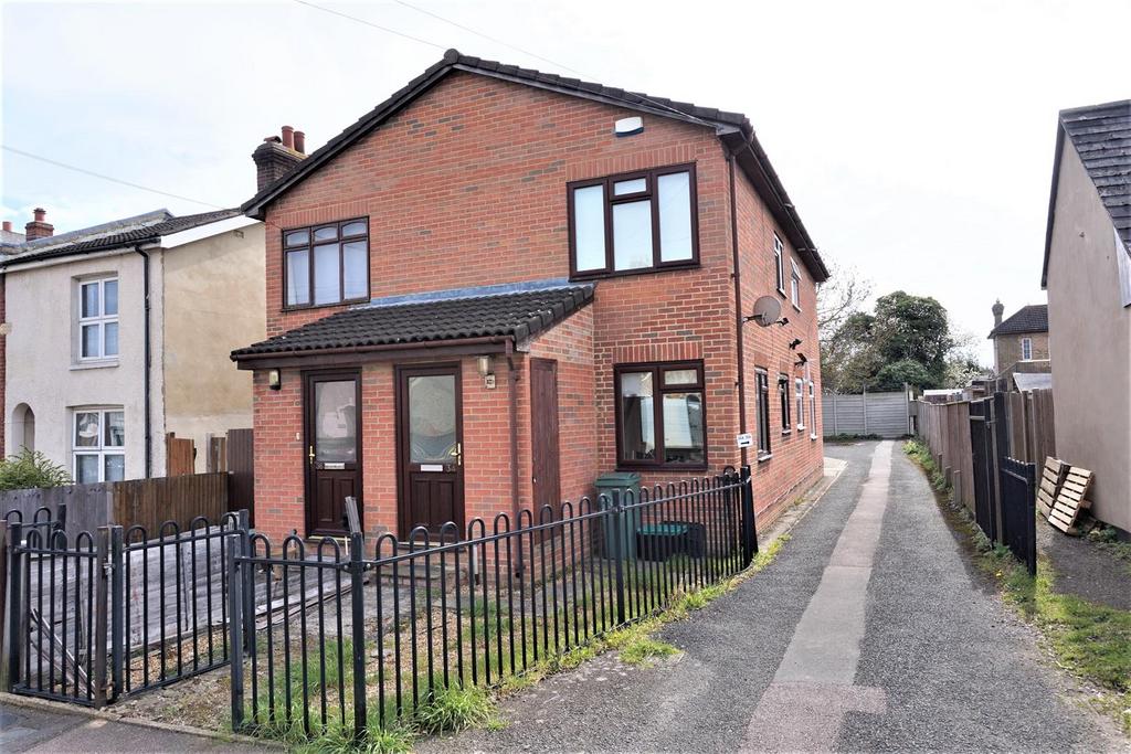 Pope Road, Bromley 1 bed house for sale £300,000