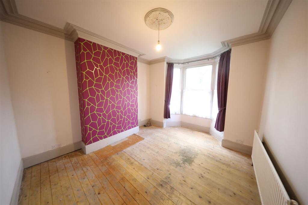 Ella Street, Hull 3 bed terraced house for sale £170,000