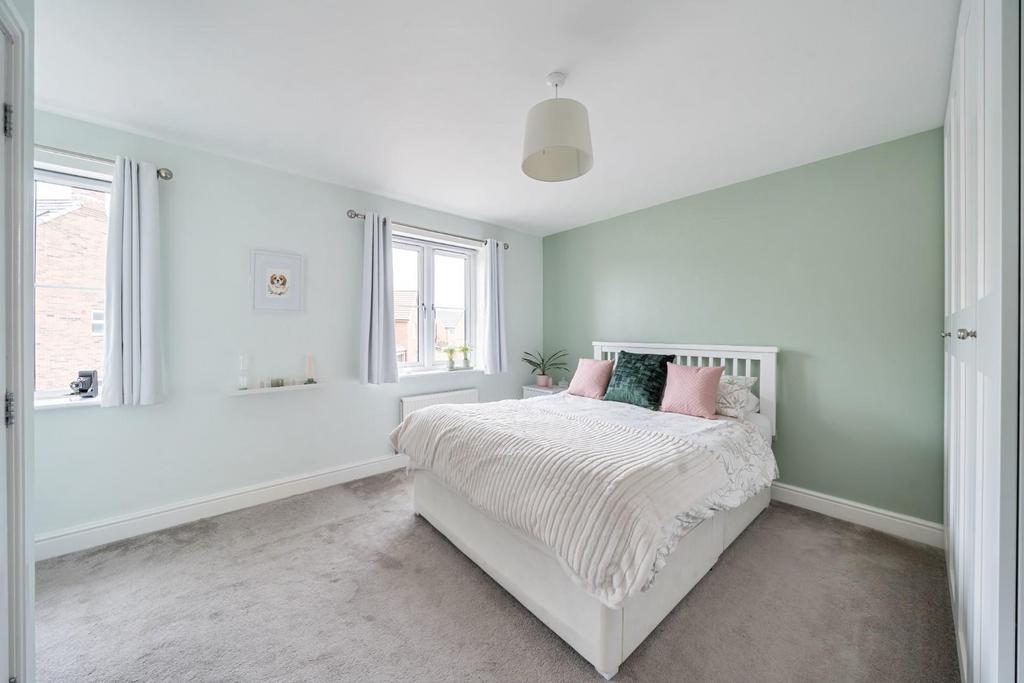 Bedroom (2).jpg