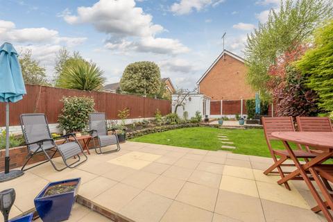 164 Barrs Road, Cradley Heath, B64 7EX