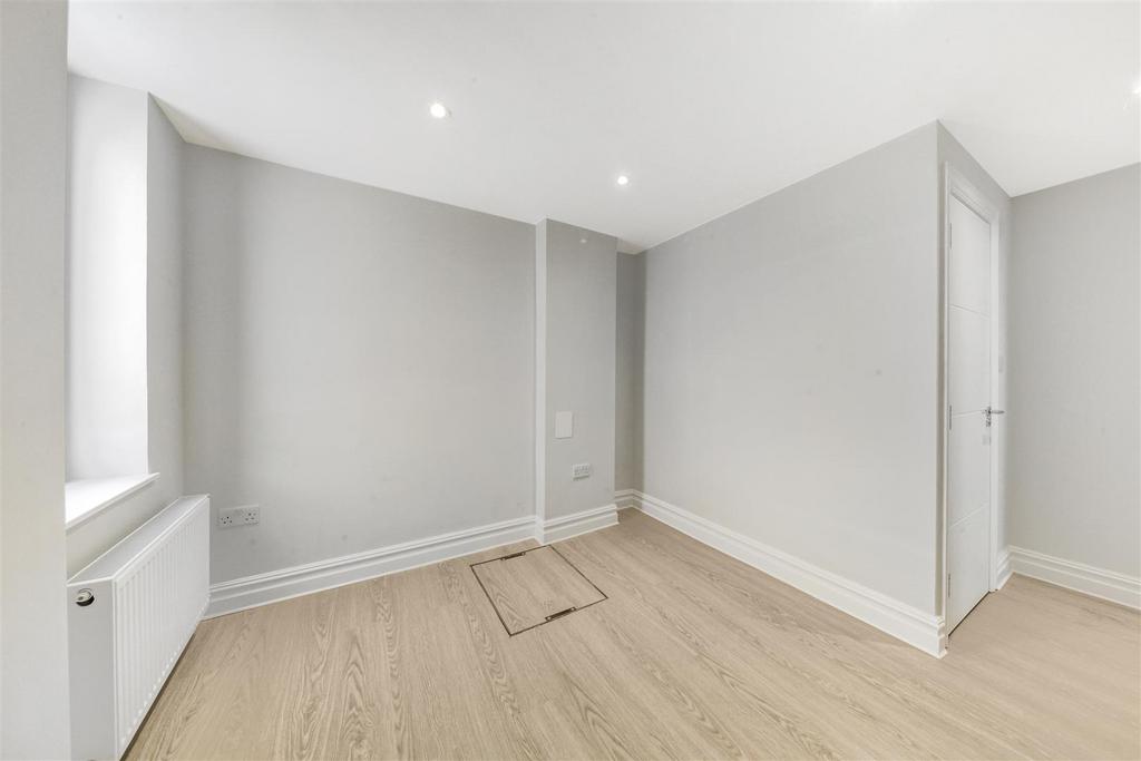 103 Dalston lane  - GFjs OAdyai24 GNOzvs Us.jpg