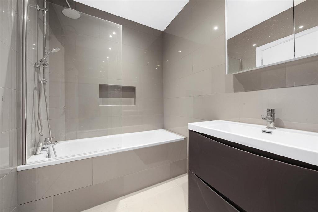 103 Dalston lane  - o V76y Wd II1 Z1 T11 NQs4 A.jpg