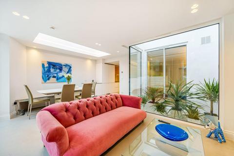 47a Winchester Avenue, London, NW6 7TT