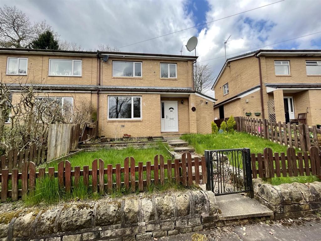 The Newlands, Sowerby Bridge 3 bed semi-detached house for sale - £160,000