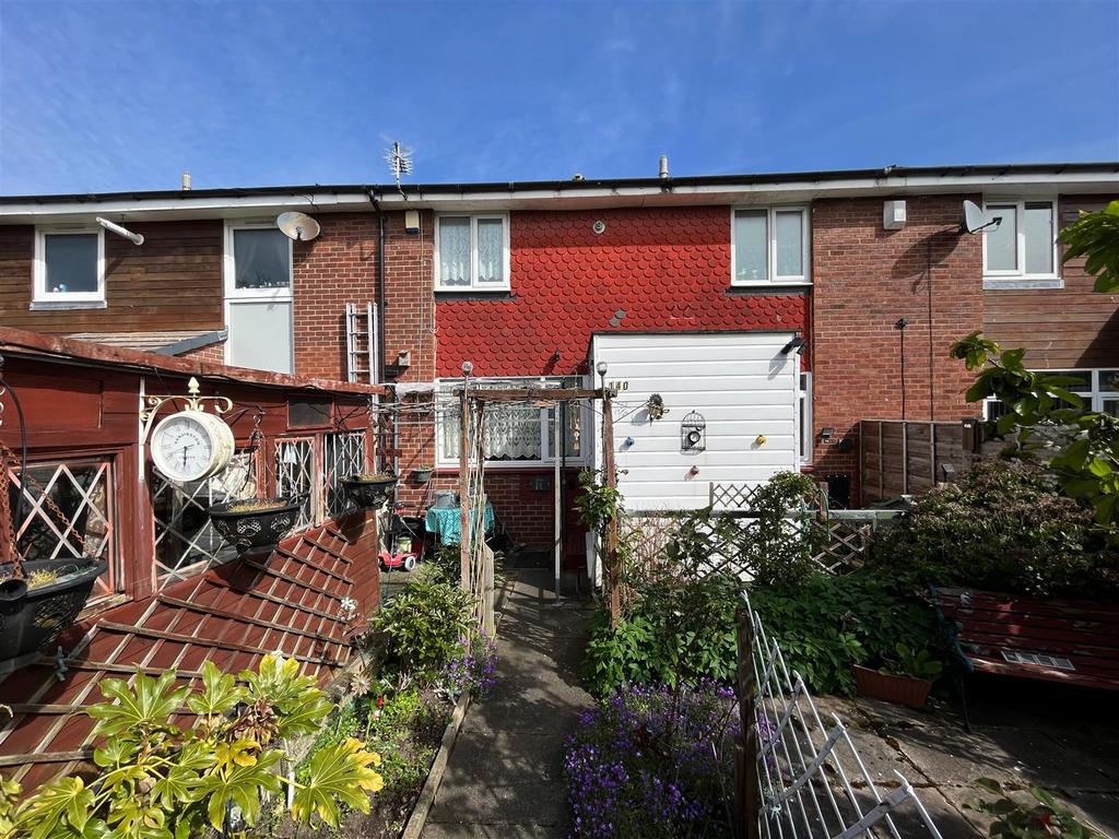 Chepstow Avenue, Sale 3 bed terraced house £250,000