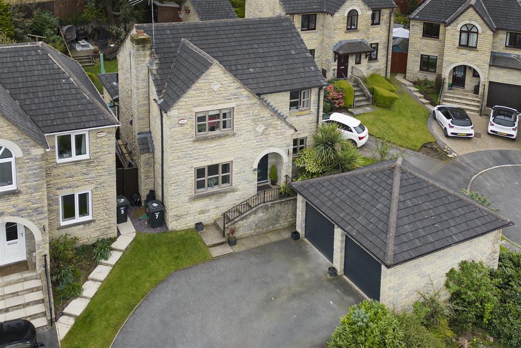 Ullswater Close, Elland 4 bed detached house for sale £415,000