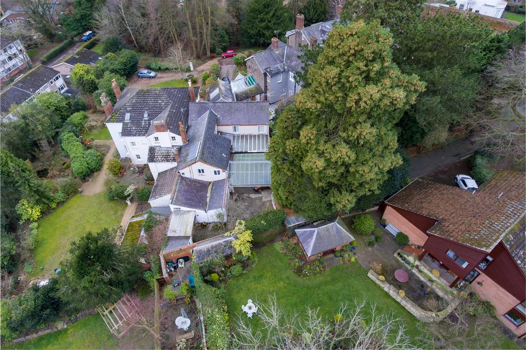 Southfield Drive, Kenilworth 2 bed apartment £299,950