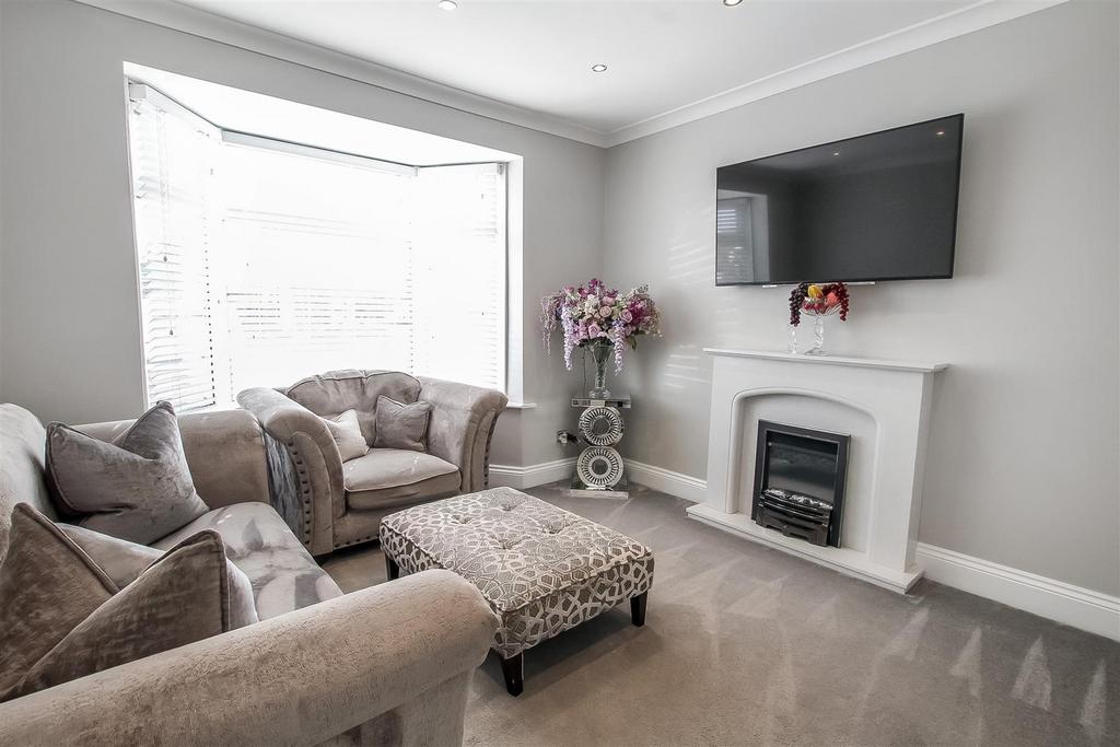 Yarm Road, Darlington 3 bed semidetached house for sale £168,000