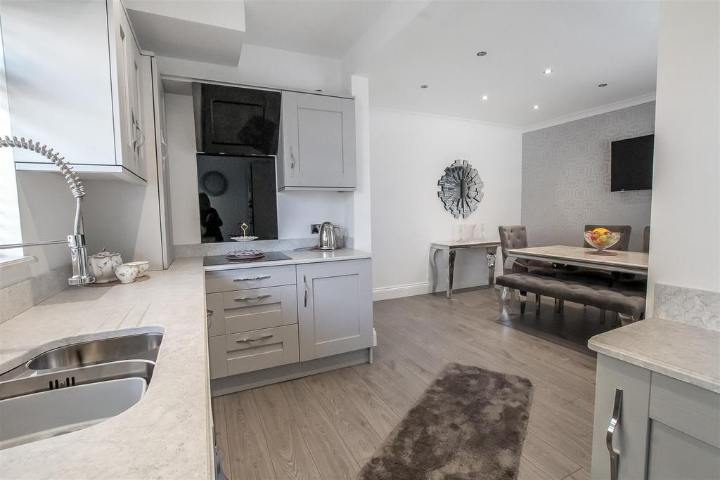 Yarm Road, Darlington 3 bed semidetached house for sale £168,000