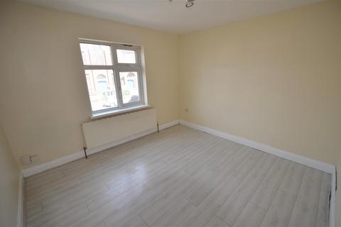 19 Barbara Road, Leicester, LE3 2EB