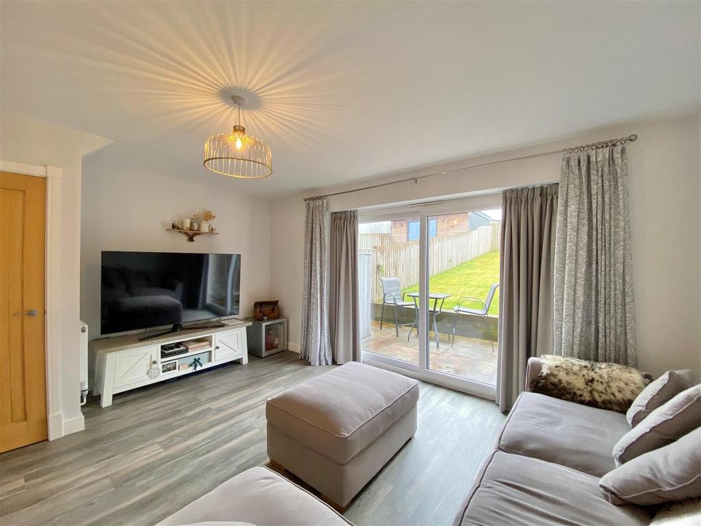 Kinder View Close, Newtown Disley, Stockport 3 bed townhouse for sale