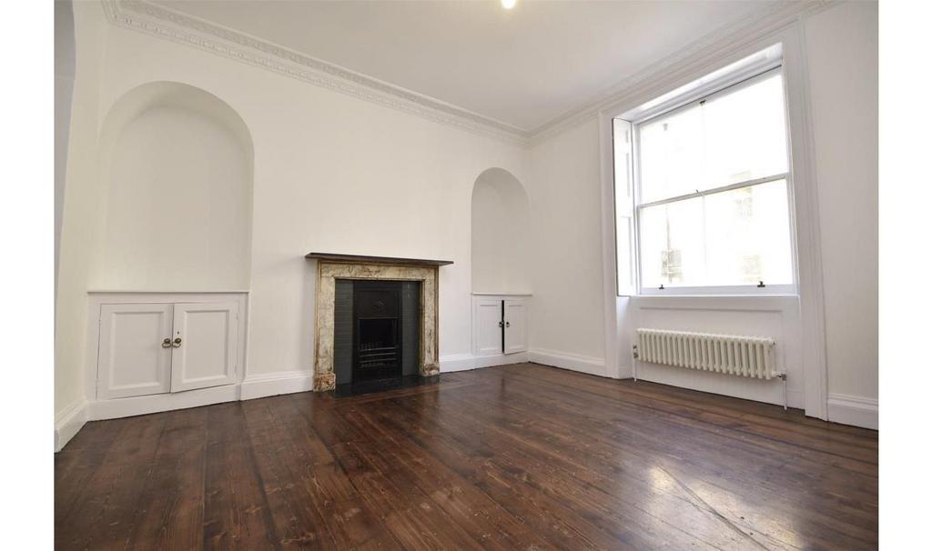 Rivers Street, Bath BA1 6 bed house £4,800 pcm (£1,108 pw)
