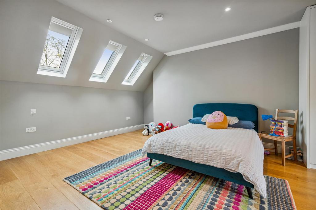 Dukes Avenue,W4 FOR SALE