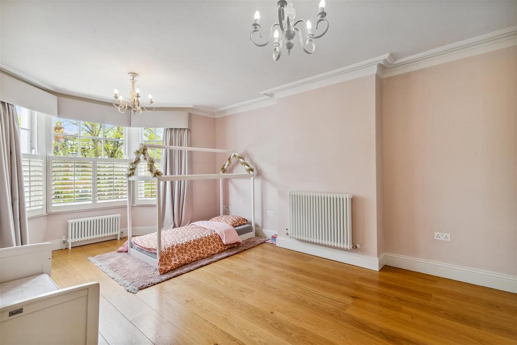Dukes Avenue,W4 FOR SALE
