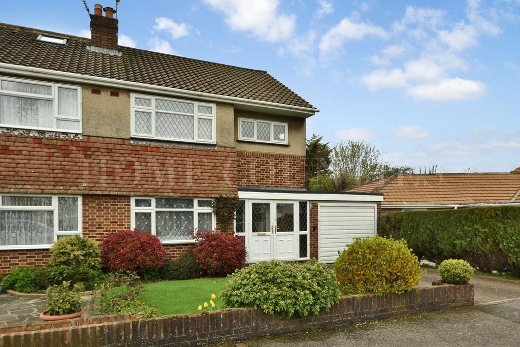 Causeway Close, Potters Bar, EN6 3 bed semidetached house for sale £