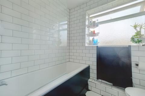 18 Trinity Road, Chelmsford, CM2 6HR