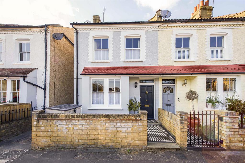 Gould Road, Twickenham 4 bed end of terrace house for sale £949,950