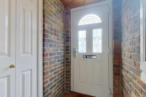 30 William Smith Close, Woolstone, Milton Keynes, MK15 0AW