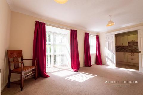 2 bedroom apartment for sale, Beecholm Court, Ashbrooke, Sunderland