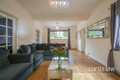 25 Beardwood Brow, Blackburn, BB2 7AT