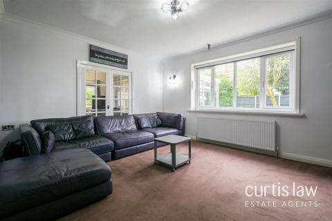 25 Beardwood Brow, Blackburn, BB2 7AT