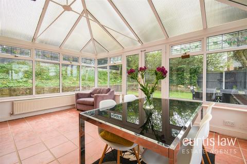 25 Beardwood Brow, Blackburn, BB2 7AT