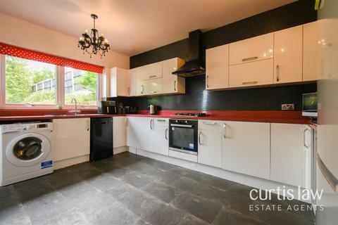25 Beardwood Brow, Blackburn, BB2 7AT